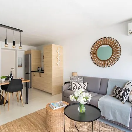 Au Fil De L'eau * Canape Lit Confortable * Clim Reversible * Cosy * Elegant Apartament *